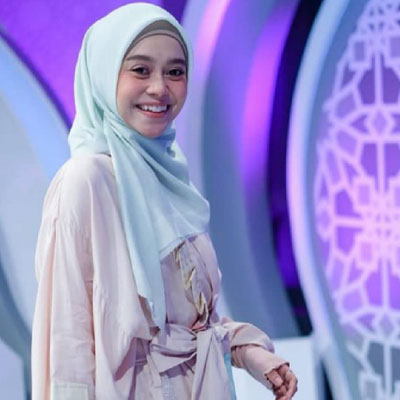 Tempat Pemilihan Selebritis Terkeren